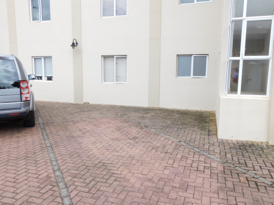 2 Bedroom Property for Sale in Harbour Island Western Cape